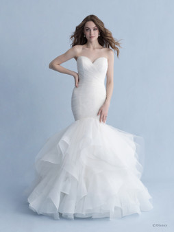 DISNEY FAIRY TALE WEDDINGS COL 0138339