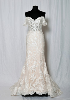 BRIDALS BY LORI EXCLUSIVE 0138985