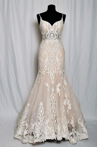 BRIDALS BY LORI EXCLUSIVE 0140201