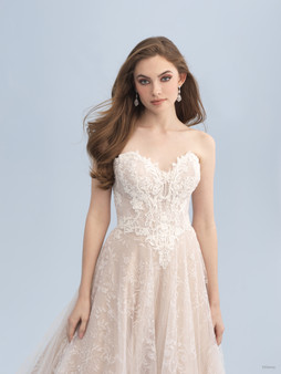 DISNEY FAIRY TALE WEDDINGS COL 0141069